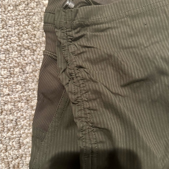 NWT Lululemon Dance Studio crop size 0 Dark Olive jogger pants - Picture 5 of 7